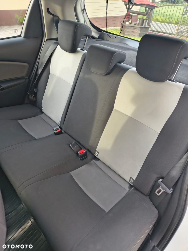 Toyota Yaris 1.5 Active - 6
