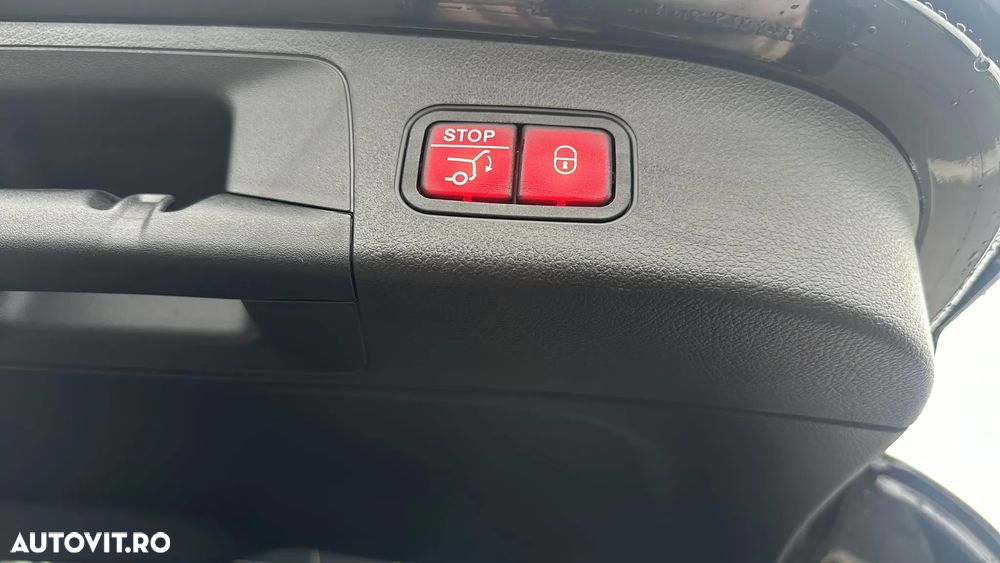 Mercedes-Benz GLA 250 e - 19