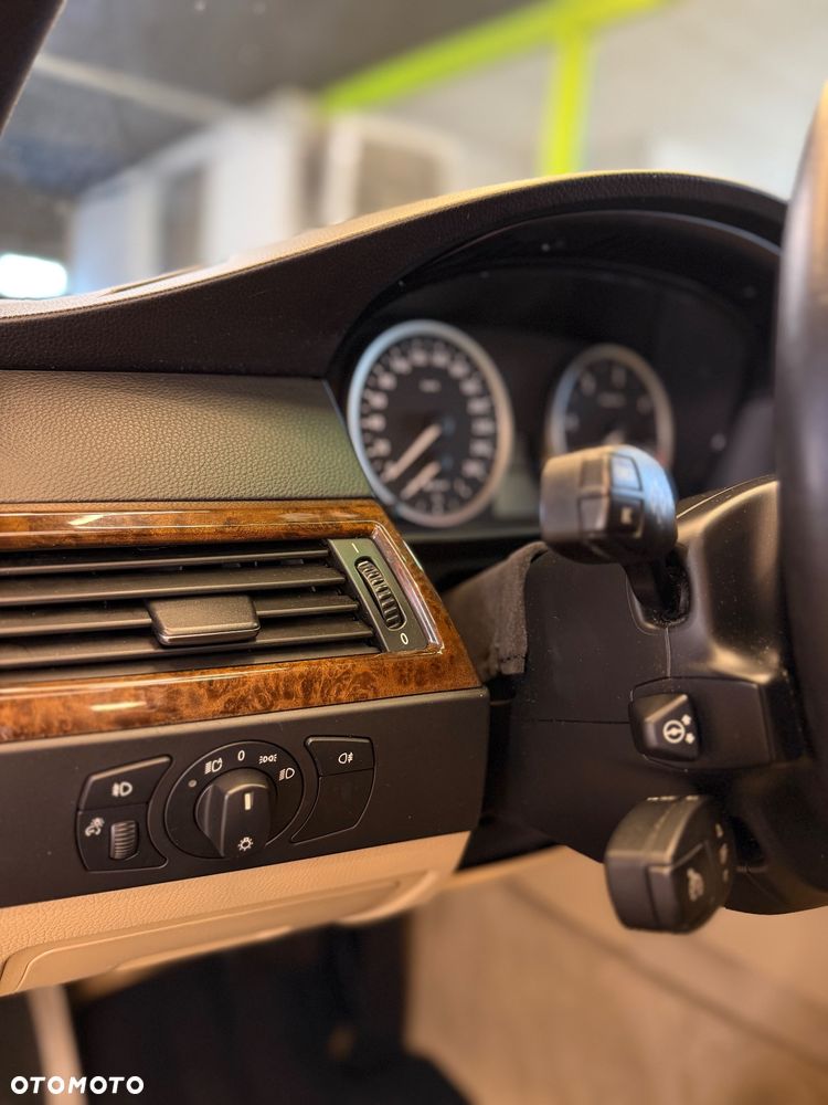 BMW Seria 5 535d - 22