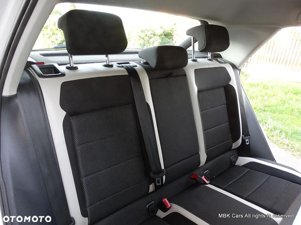 Volkswagen T-Roc 1.5 TSI ACT OPF Style - 29