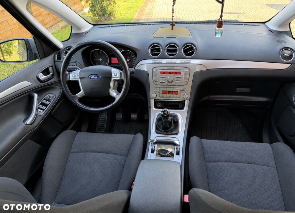 Ford S-Max - 6