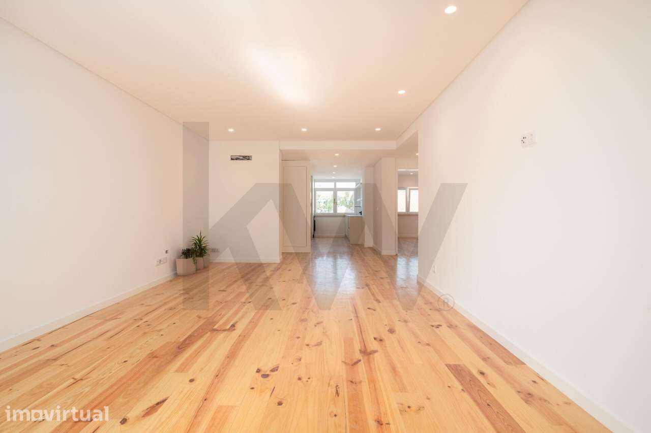 Apartamento T2 - Grande imagem: 2/18