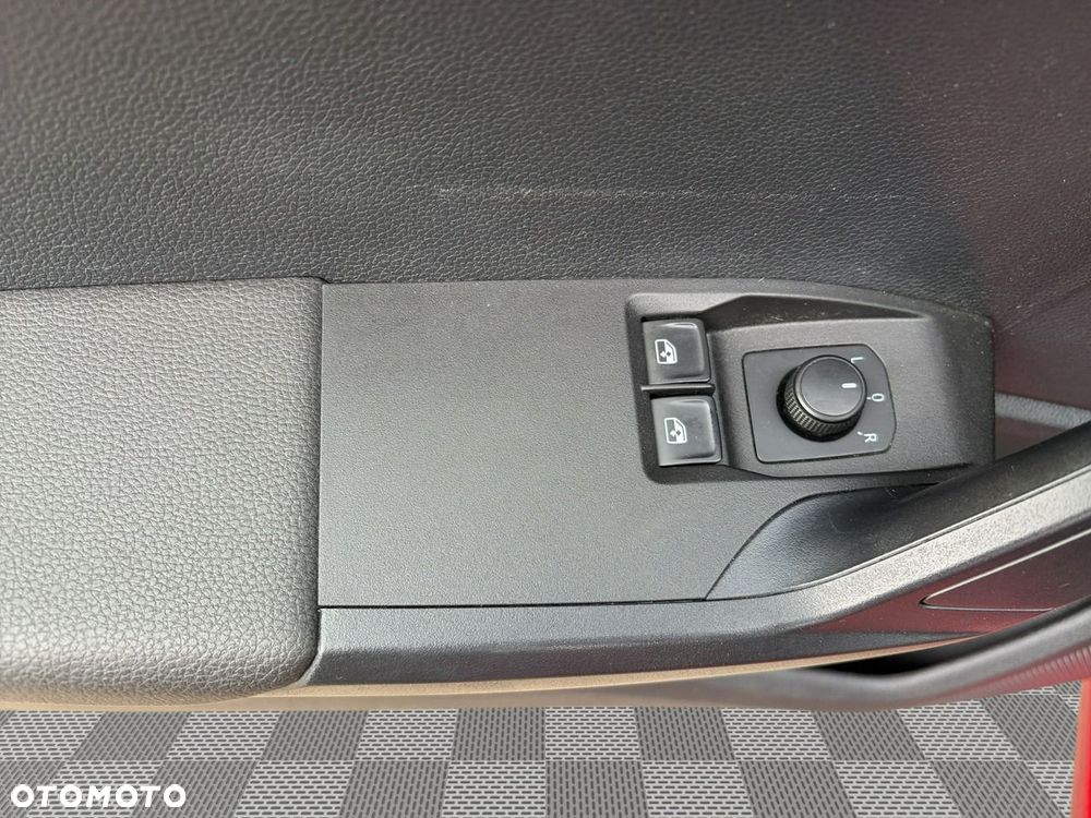 Seat Ibiza 1.0 MPI - 12