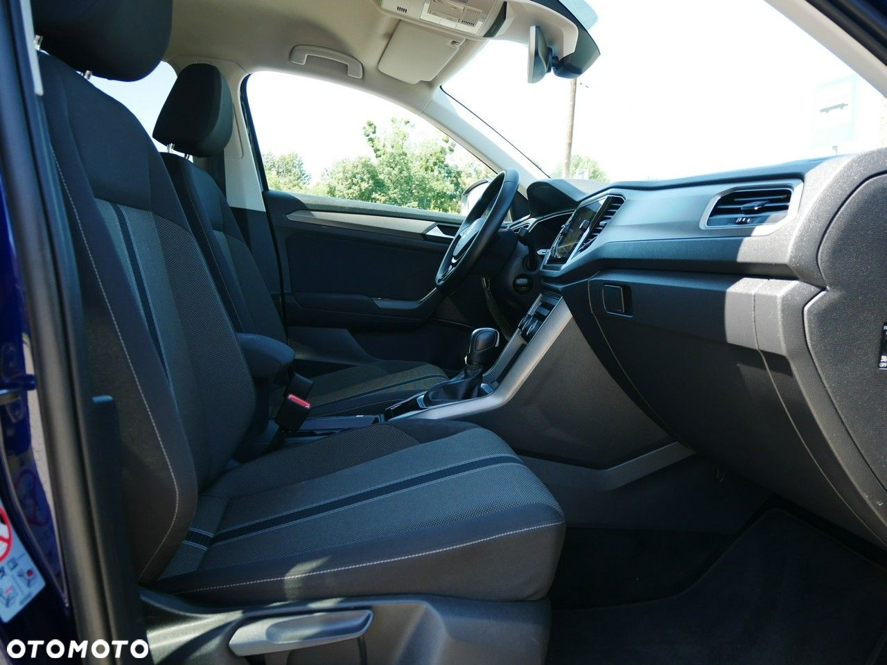 Volkswagen T-Roc - 25