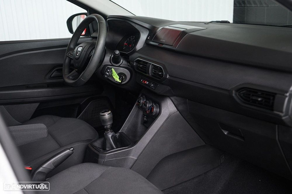 Dacia Sandero SCe 65 Essential - 23