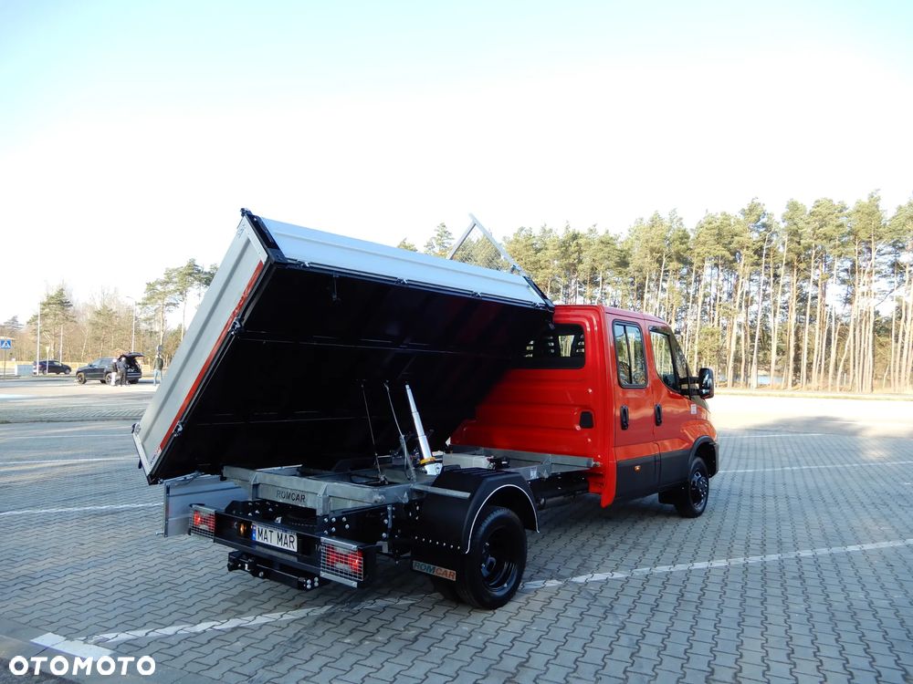 Iveco DAILY 35C16 Brygadowy Dubel Doka + Wywrotka Renomowanej Firmy RomCar Wywrot Kiper x 3 Skrzynia 3004 mm Blokada Mostu Rozstaw Osi 3750 mm HAK 3500 Stan 6-Cio Osobowy + 755 Kg Ładowność Auta Jak NOWY POLECAM - 21