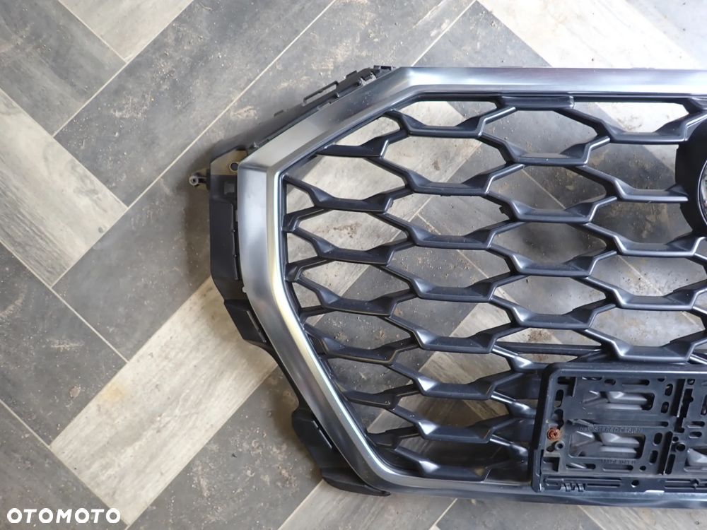 AUDI Q3 S-LINE LIFT GRILL 83F853651A - 5