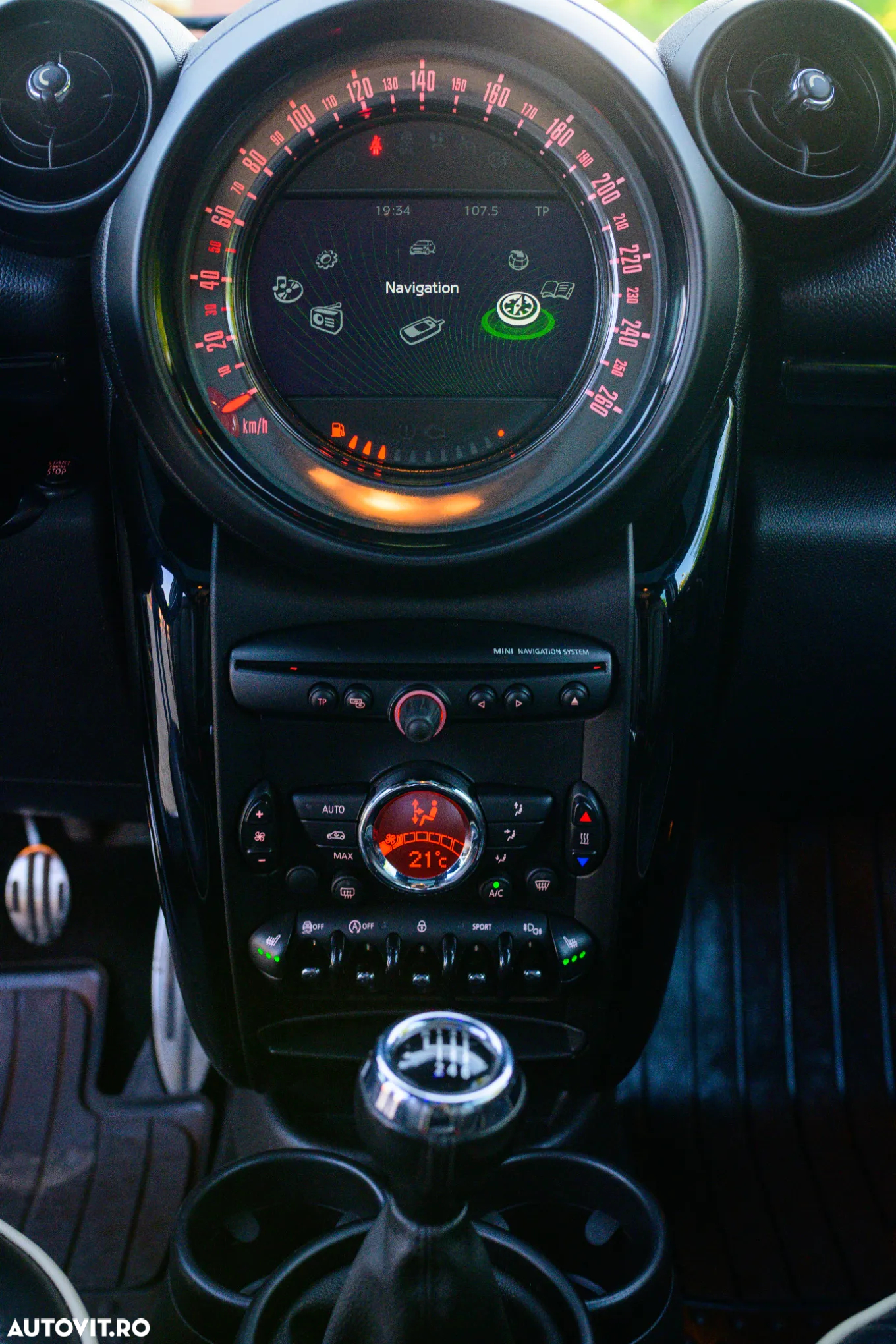Mini Countryman - 8