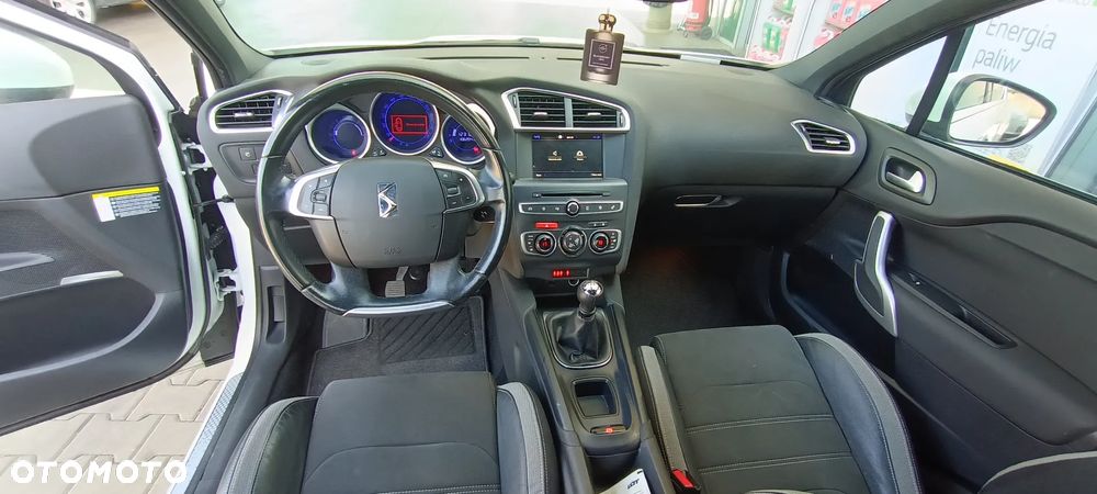 Citroën DS4 BlueHDi 120 S&S Business Class - 28