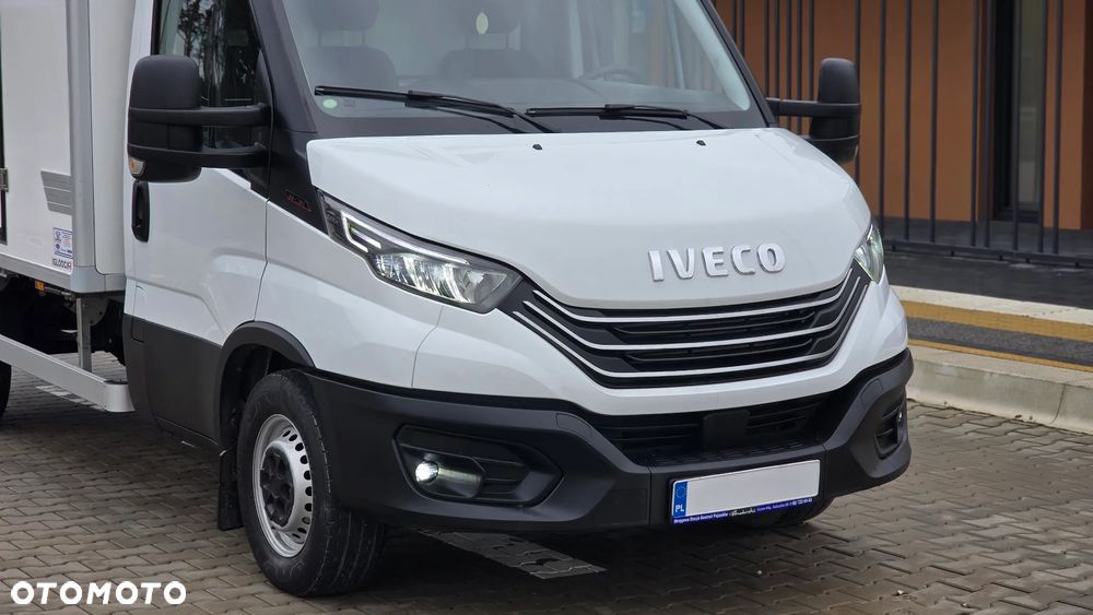 Iveco ❗️❗️DAILY 3.0 180Km 35S18 JAK NOWY ❗️❗️LIFT / CHŁODNIA MROŹNIA -32 +32 / ZASILANIE 230V / PIERWSZY WŁASCICIEL / NAVI / KAMERA COFANIA / FULL LED / TEMPOMAT AKTYWNY / GRUBA ŚCIANKA / ZABUDOWA IGLOOCAR / AGREGAT CARRIER / WERSJA WZMOCNIONA / FULL OPCJA / SERWIS ASO / SALON POLSKA /❗❗ JAK Z SALONU - NOWY -❗❗ - 10