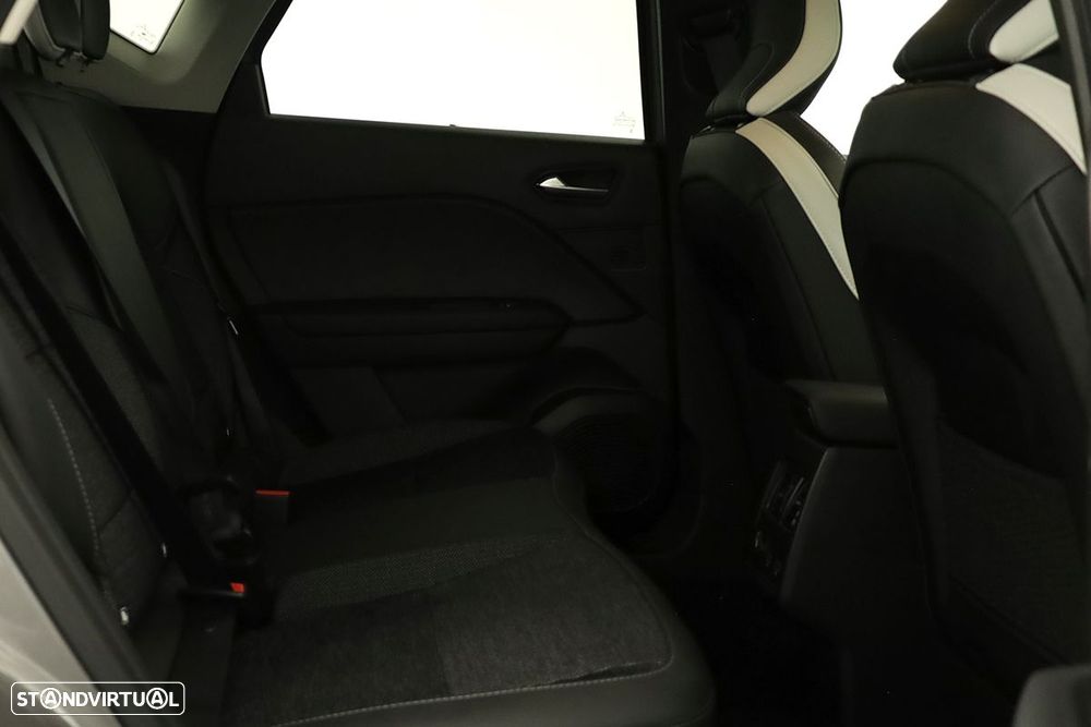 Renault Captur 1.0 TCe Techno Bi-Fuel - 24