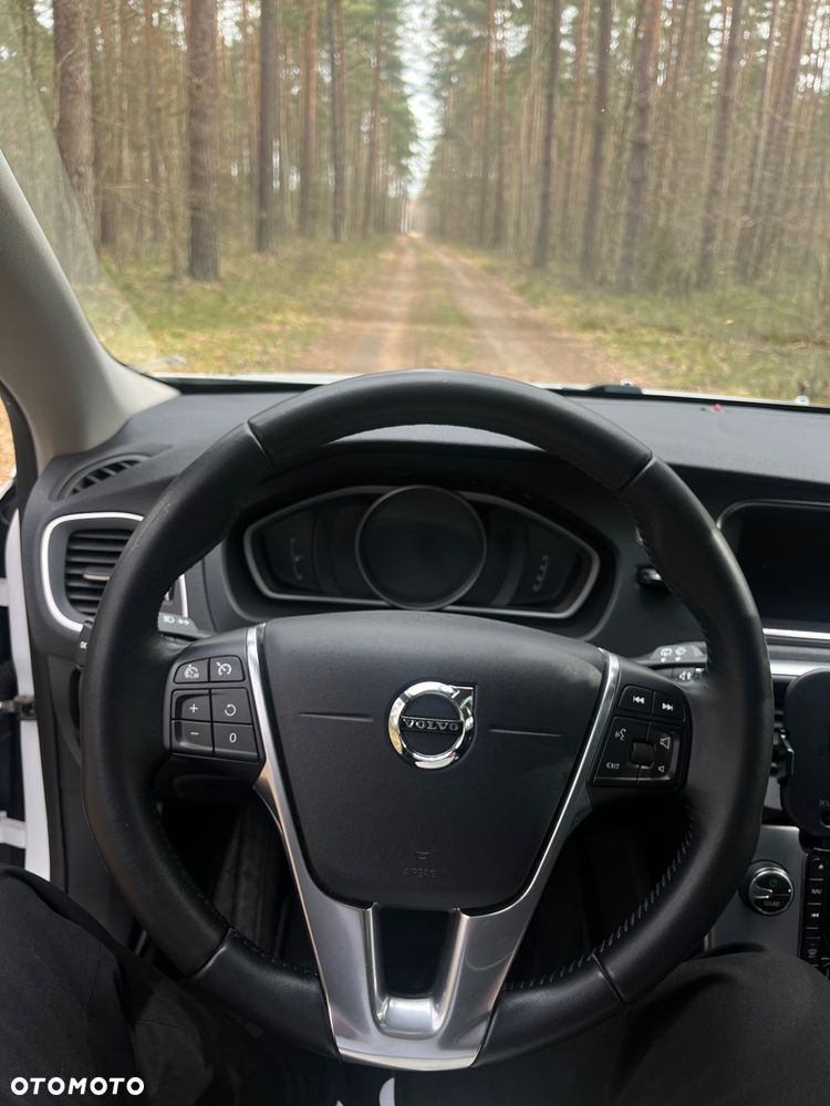 Volvo V40 D3 Geartronic Inscription - 24