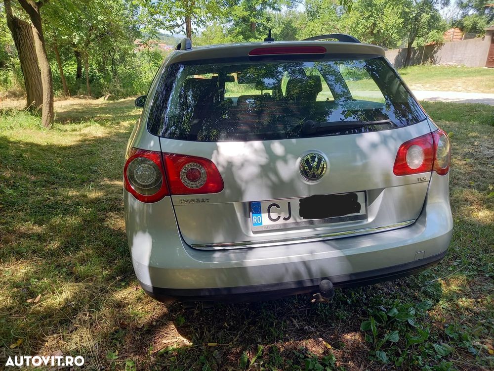 Volkswagen Passat 1.9 TDI DPF Comfortline - 5