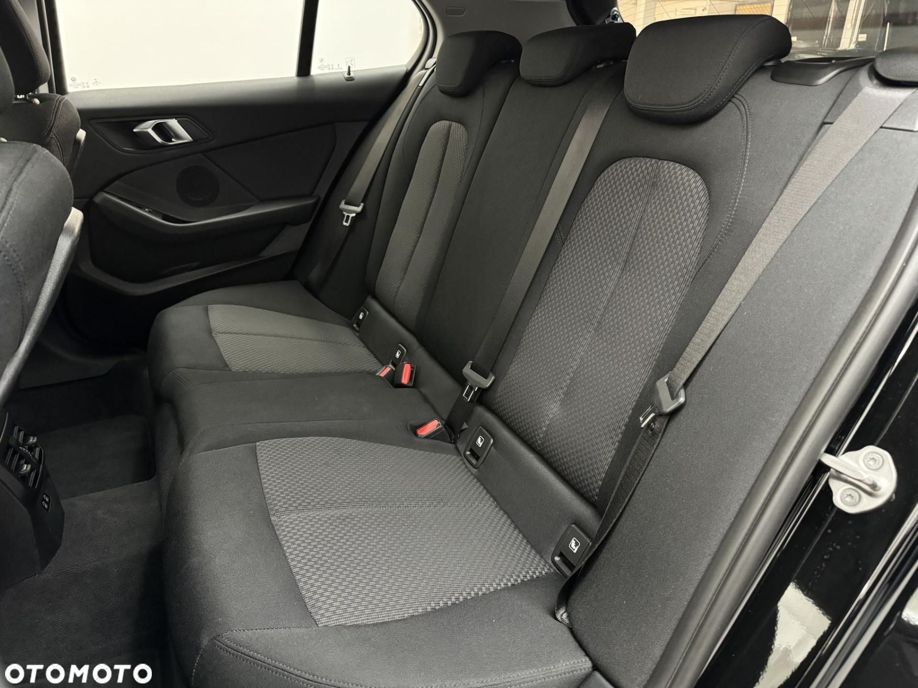 BMW Seria 1 - 16