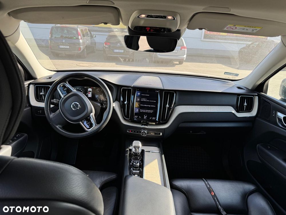 Volvo XC 60 B5 D AWD Inscription - 12