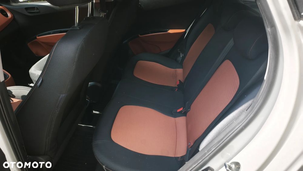 Hyundai i10 1.1 Comfort - 6