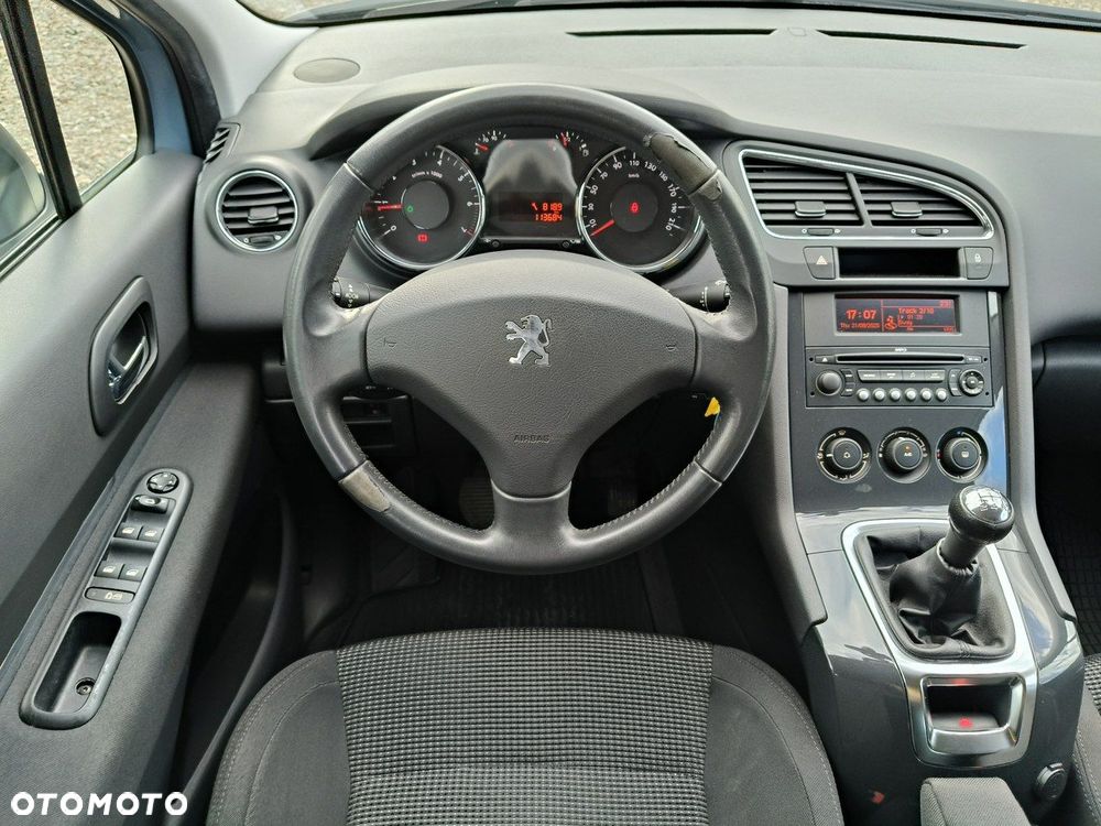 Peugeot 5008 - 9