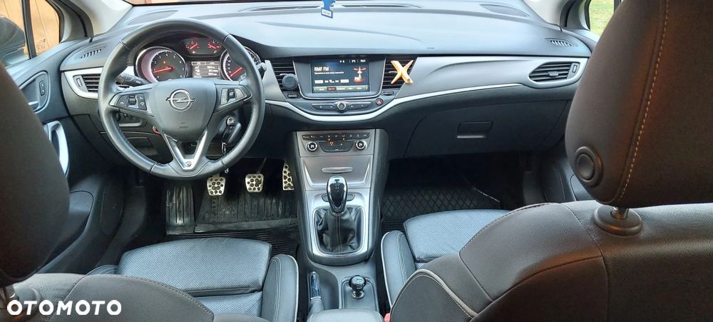 Opel Astra 1.4 Essentia - 7