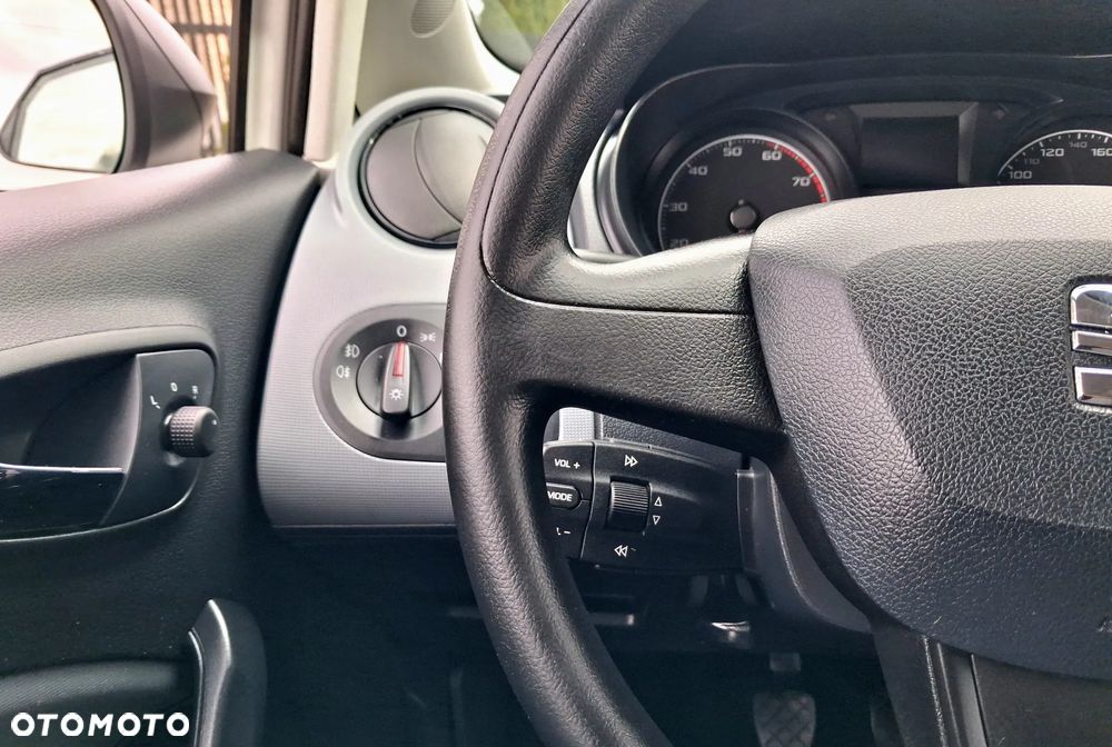 Seat Ibiza 1.4 16V Style Salsa - 24