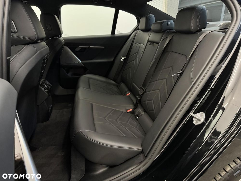 BMW Seria 5 - 23