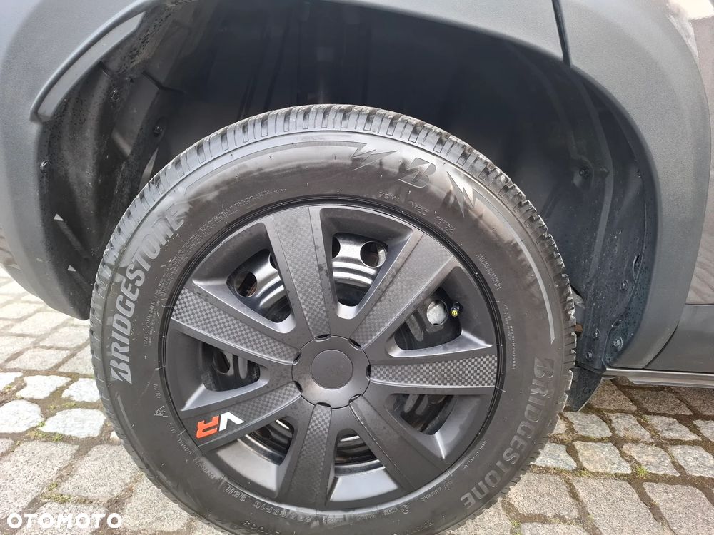 Toyota Yaris Cross Hybrid 1.5 Comfort - 12