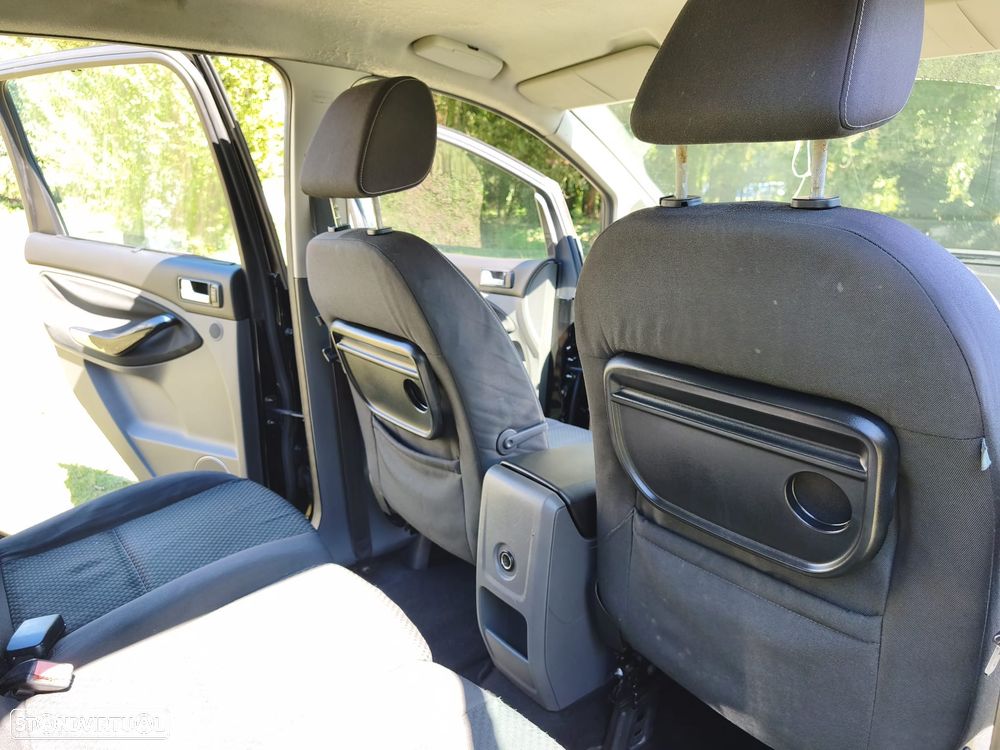 Ford C-Max - 15