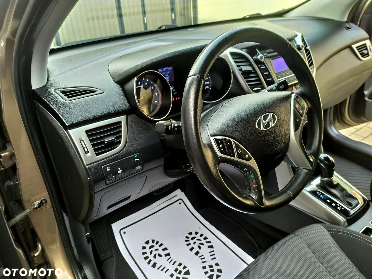 Hyundai i30 - 16
