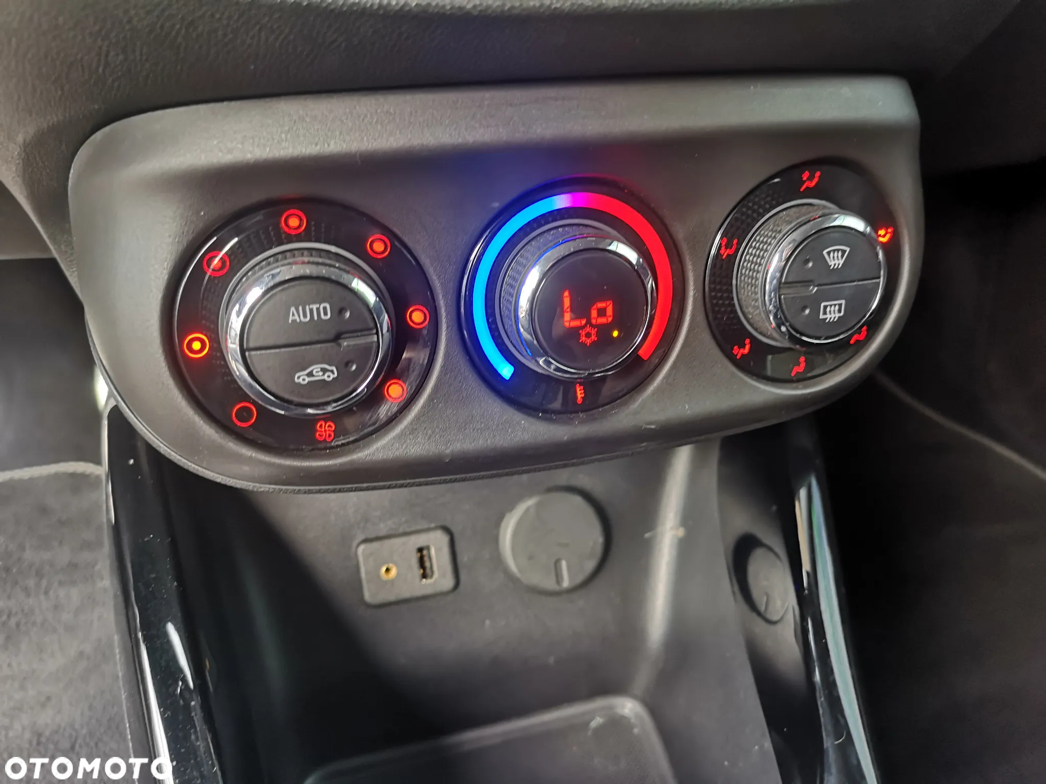 Opel Adam 1.4 Germany's next Topmodel - 15