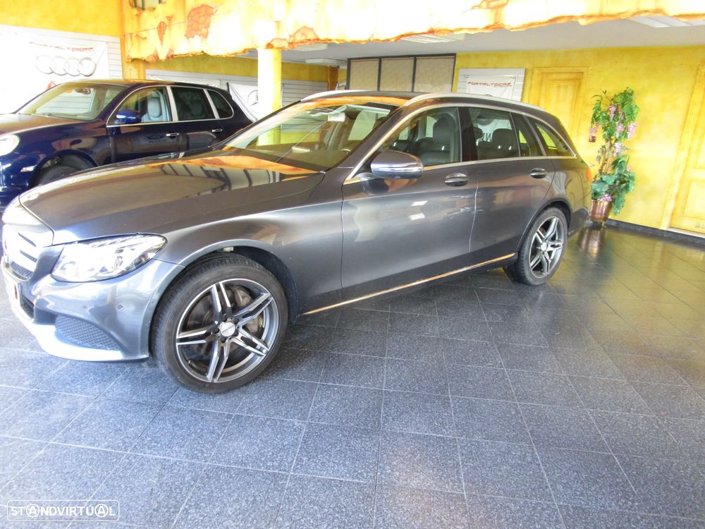 Mercedes-Benz C 350 e - 37