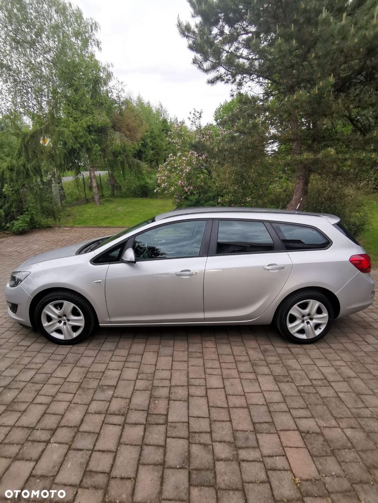 Opel Astra 1.4 Turbo Exklusiv - 13