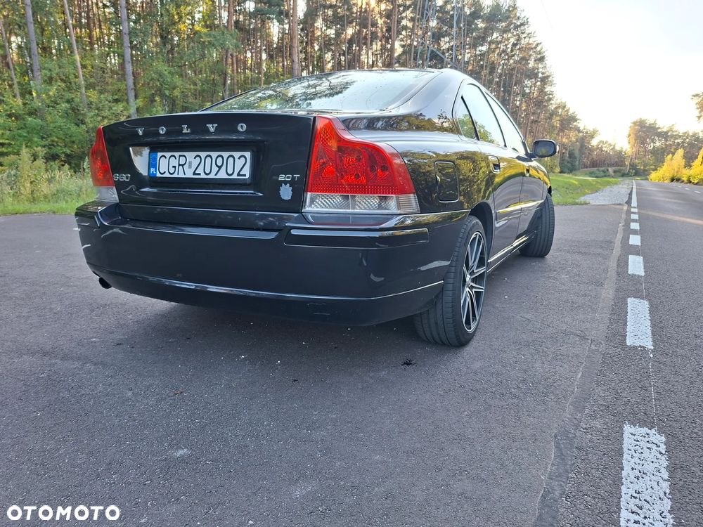 Volvo S60 ver-2-0t-momentum - 13
