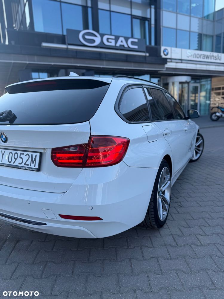 BMW Seria 3 318d Sport Line - 3