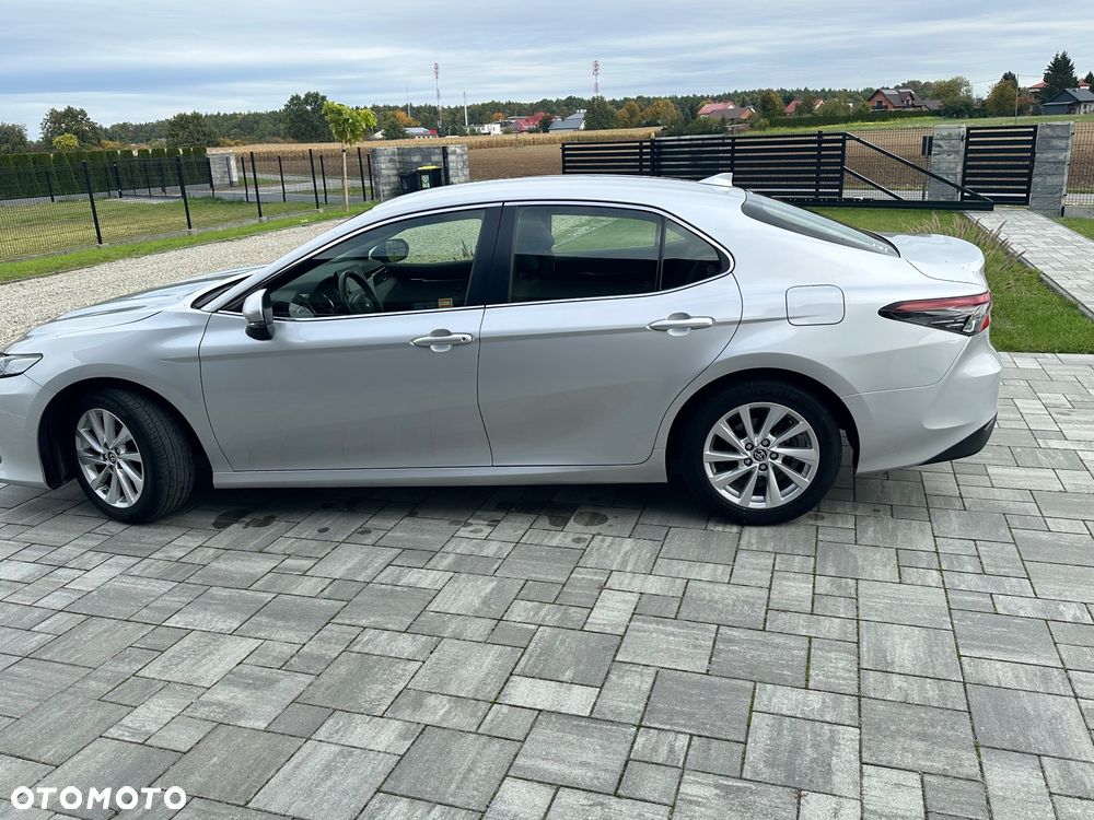 Toyota Camry 2023 photo 5