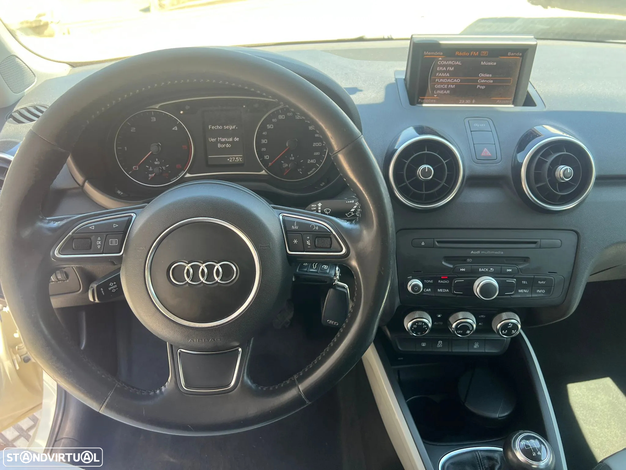 Audi A1 Sportback 1.6 TDI Business Line - 12