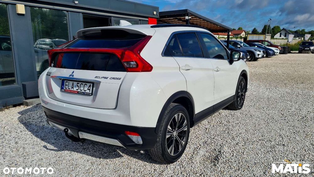 Mitsubishi Eclipse Cross - 32