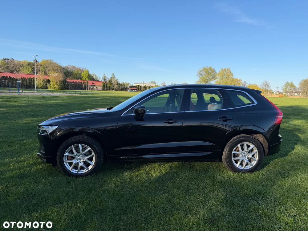 Volvo XC 60 D4 Momentum Pro - 9