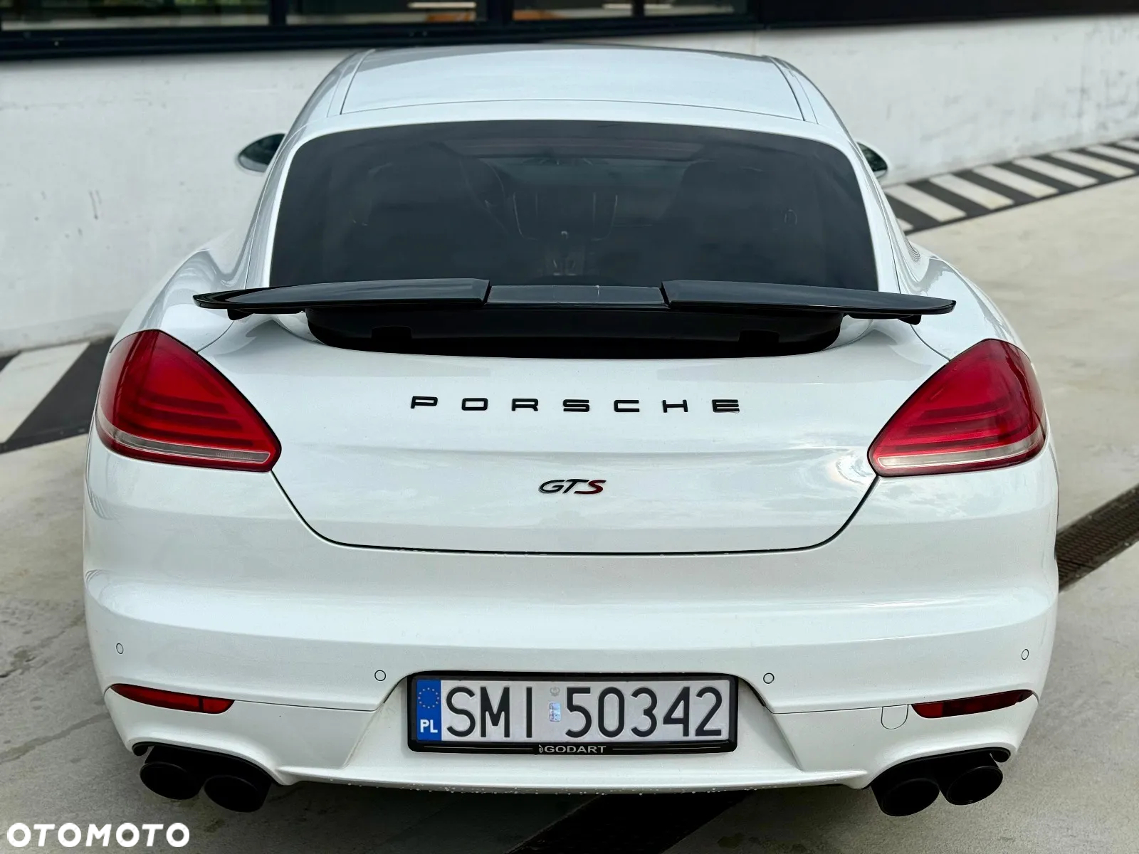 Porsche Panamera GTS PDK - 14