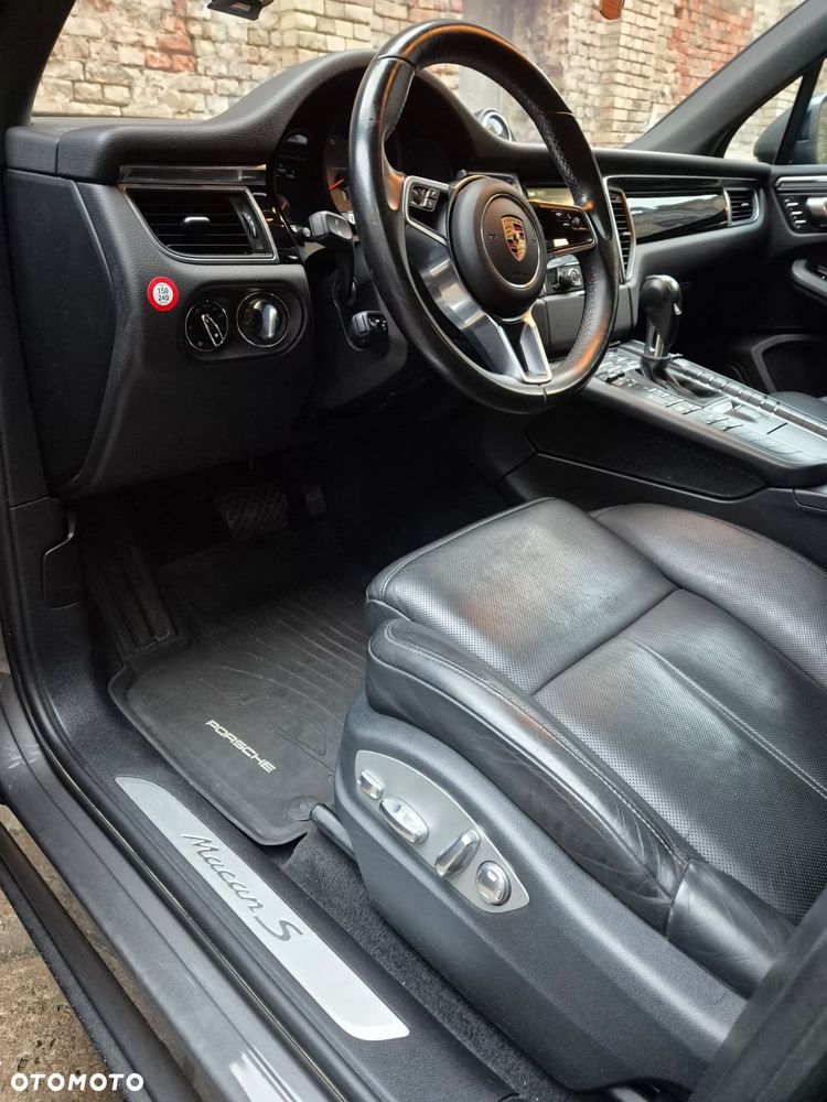 Porsche Macan S - 15
