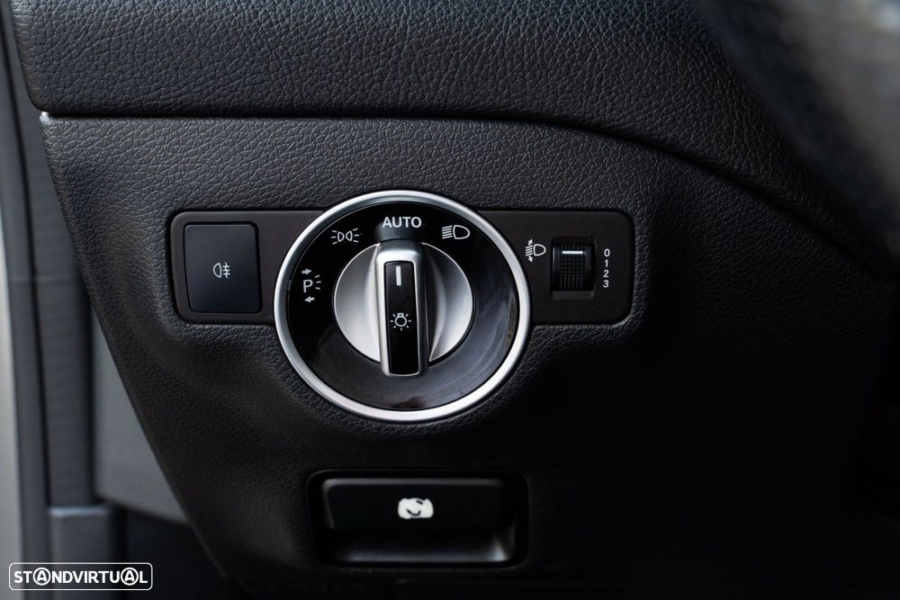 Mercedes-Benz CLA 180 d AMG Line - 41