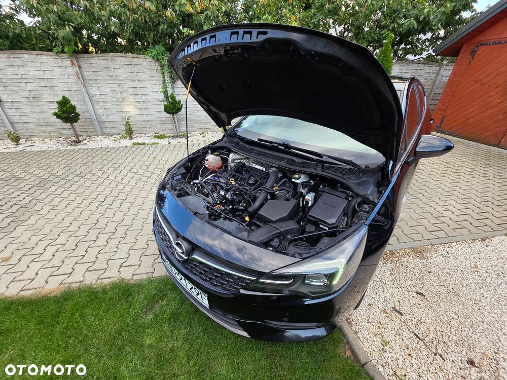 Opel Astra 1.2 T Edition S&S - 11