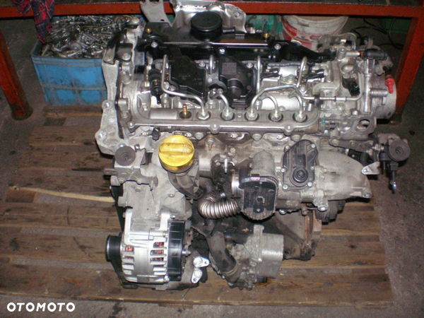 Silnik Nissan Primastar 2.0 dci M9R 780