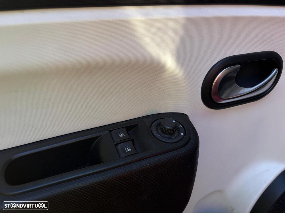 Renault Twingo 1.0 SCe Zen - 25