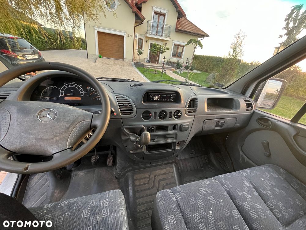 Mercedes-Benz Sprinter - 8