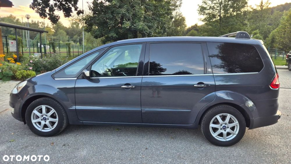 Ford Galaxy 2.0 TDCi Ghia - 13