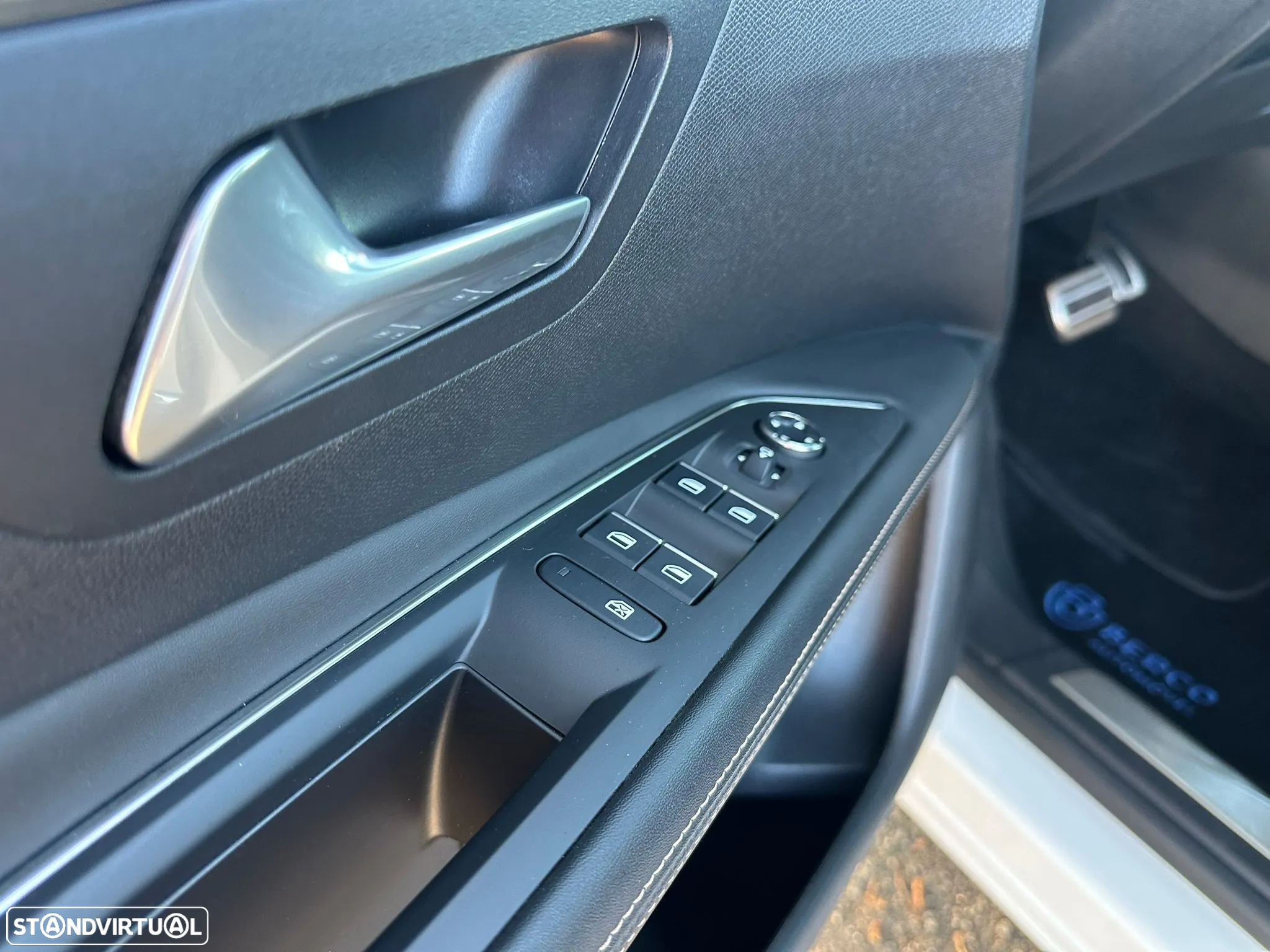 Peugeot 3008 1.2 PureTech GT Pack EAT8 - 18