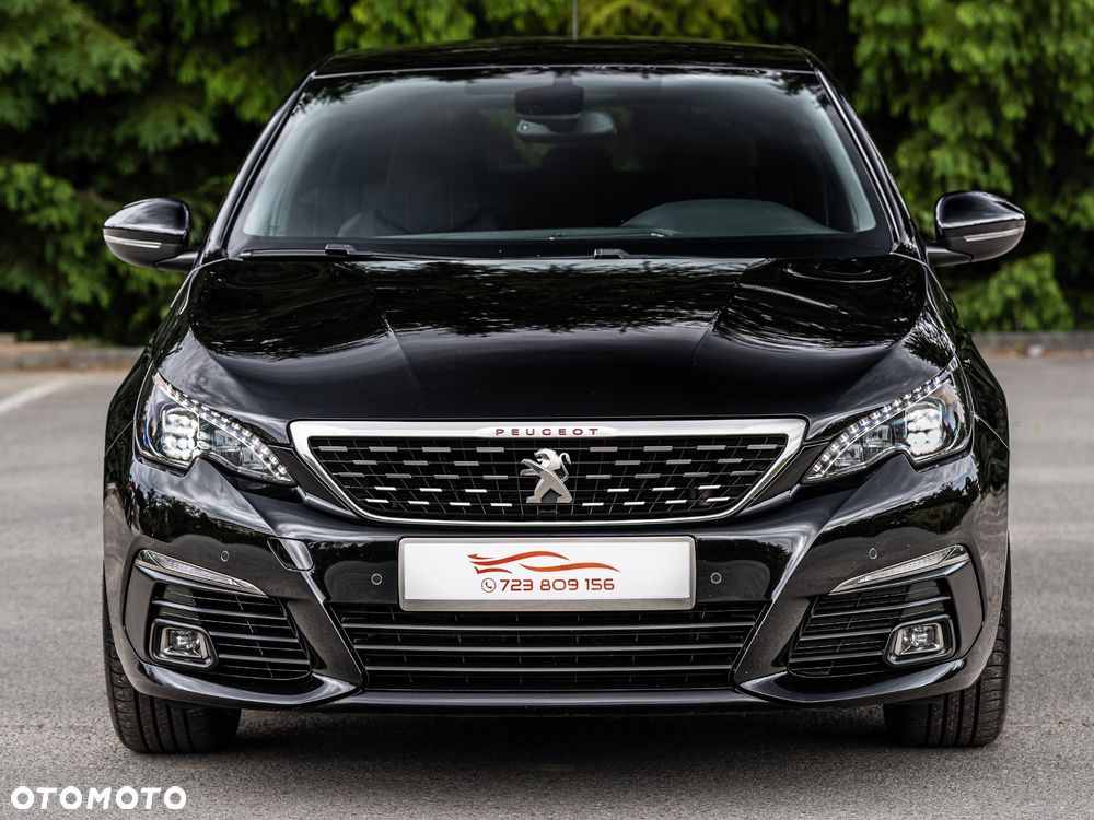 Peugeot 308 1.2 PureTech Allure S&S - 18