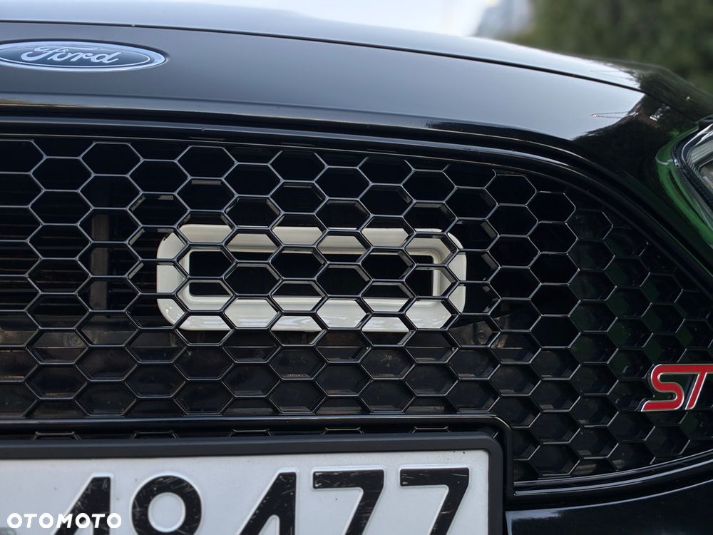 Ford Focus 2.0 EcoBoost ST - 20