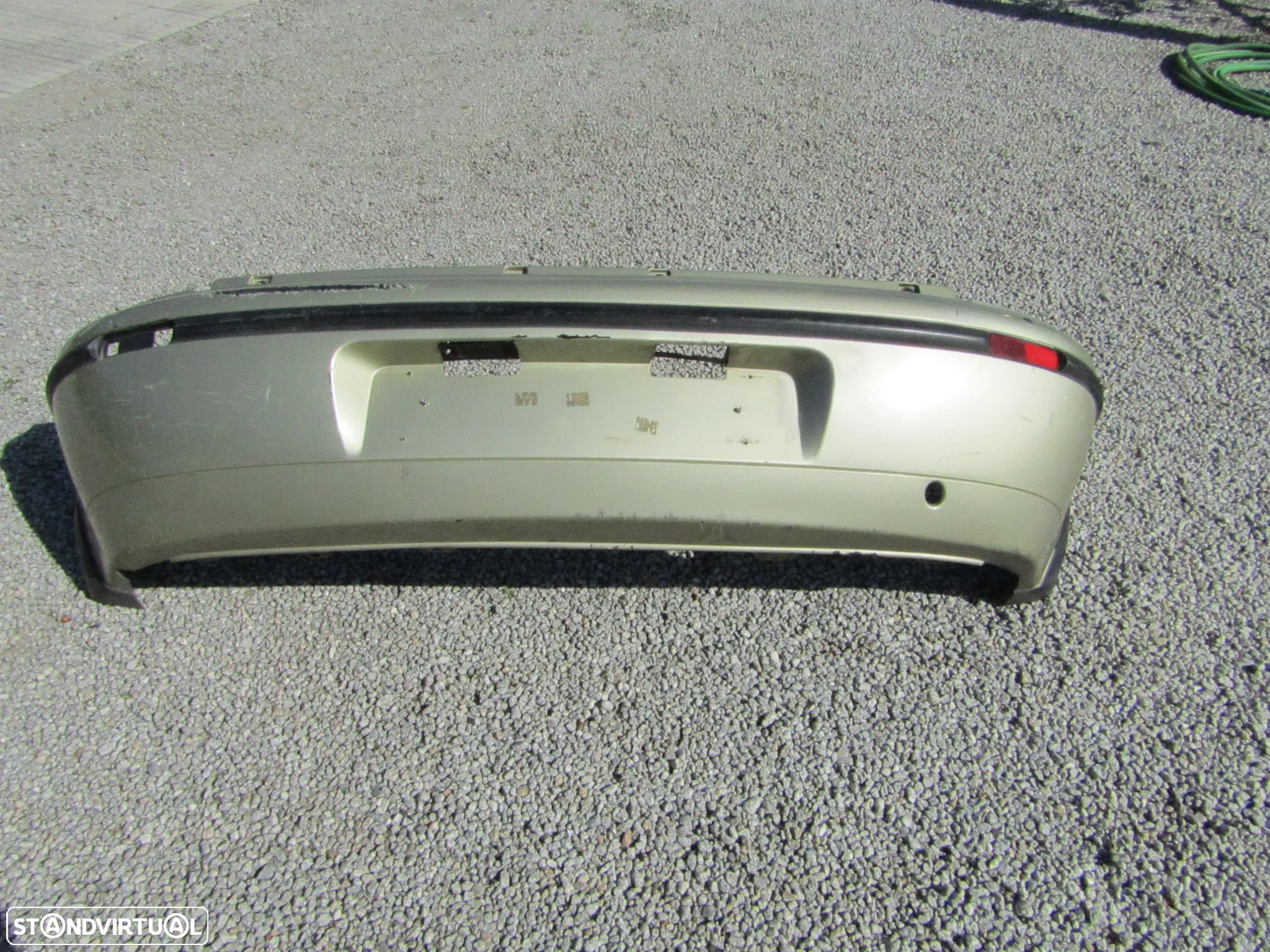 Para-choques Alfa Romeo 147 ano 2001 original ,usado - 10