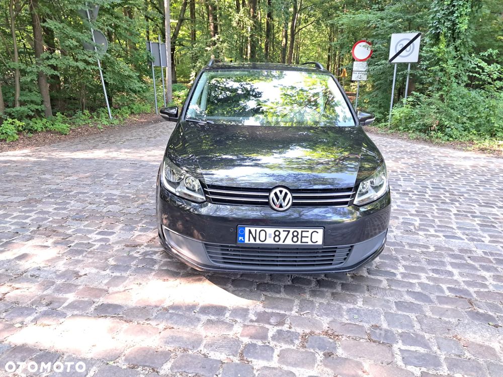 Volkswagen Touran 1.6 TDI DPF Trendline DSG - 4