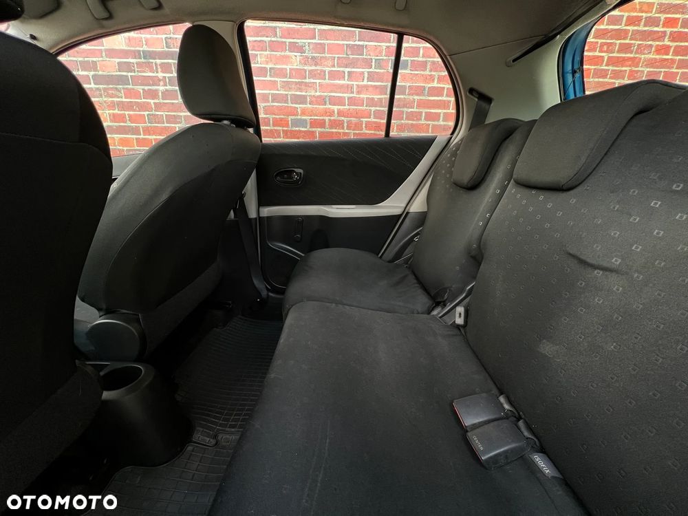 Toyota Yaris - 16
